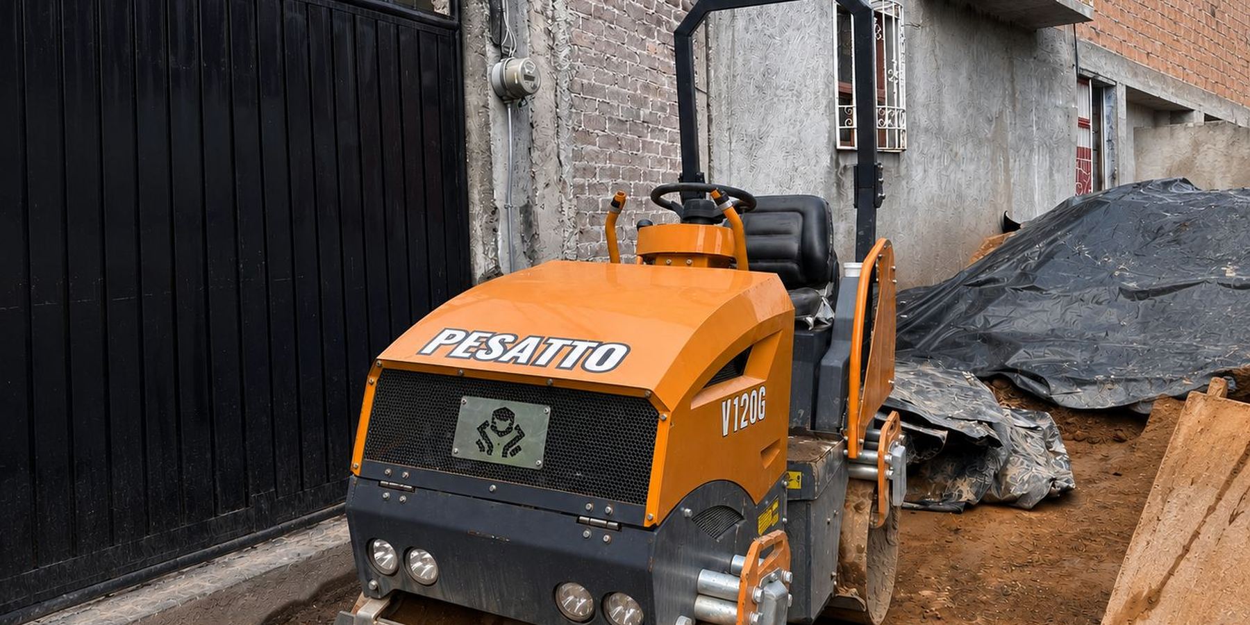 Rodillo compactador Pesatto V120G — GRUPO REMAQCUE